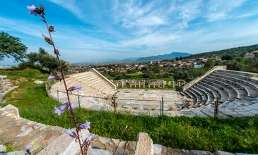 SEVGİLİLER GÜNÜNE ÖZEL NAZARKÖY VE SALİHLİ KURŞUNLU KAPLICA TURU 