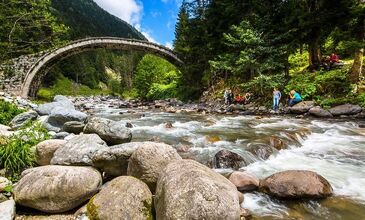 OTOBÜSLÜ BOYDAN BOYDA KARADENİZ VE BATUM TURU